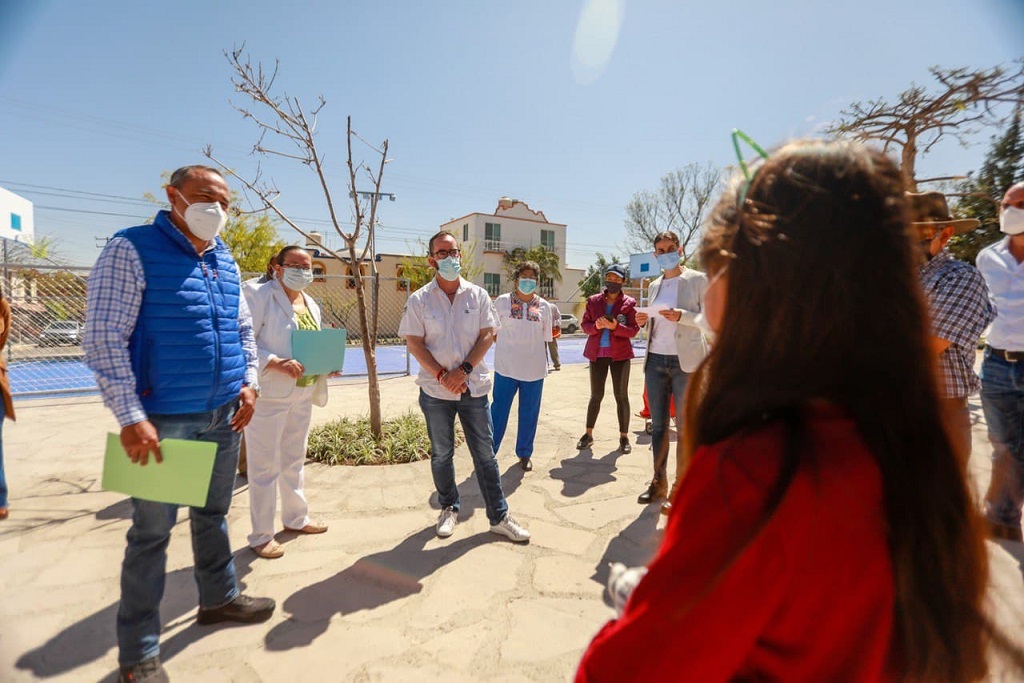 Miguel Parrodi entrega rehabilitación del Parque Plazas del Sol en Querétaro Capital