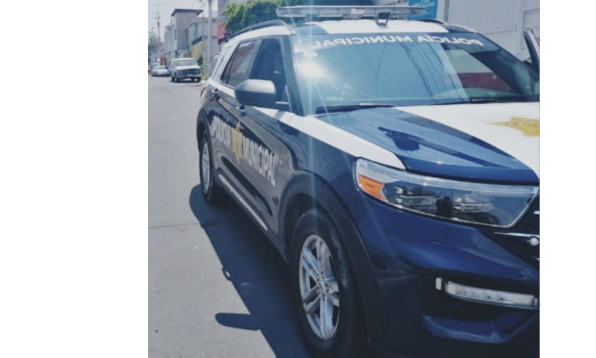Arrestan a cuatro personas por robar un vehículo en la Capital de Querétaro