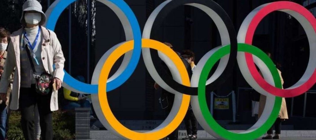 55 participantes de los juegos olímpicos de Tokio dan positivo a COVID-19