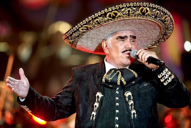 Fallece El Charro de Huentitan Vicente Fernández a los 81 años.