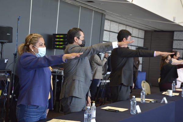 Lupita Ramírez Plaza toma protesta en el Consejo Directivo de la red Queretana por la salud.