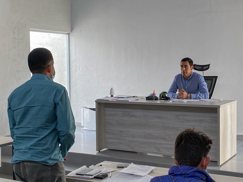 Municipio de El Marqués sanciona a dos personas por maltrato animal y omisión de cuidados en el fraccionamiento Los Encinos.