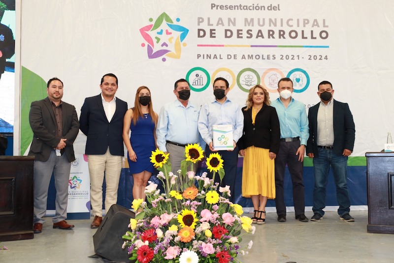 Presenta Lupita Ramírez Plaza el Plan Municipal de Desarrollo Pinal de Amoles 2021 2024