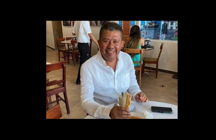 En pleno evento público, matan al director del DIF de Acayucan Veracruz, Clemente Nagazaki Condado Escamilla.