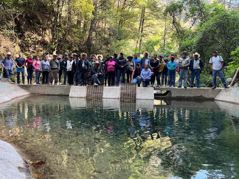 Llevarán agua potable a 13 comunidades de Pinal de Amoles.