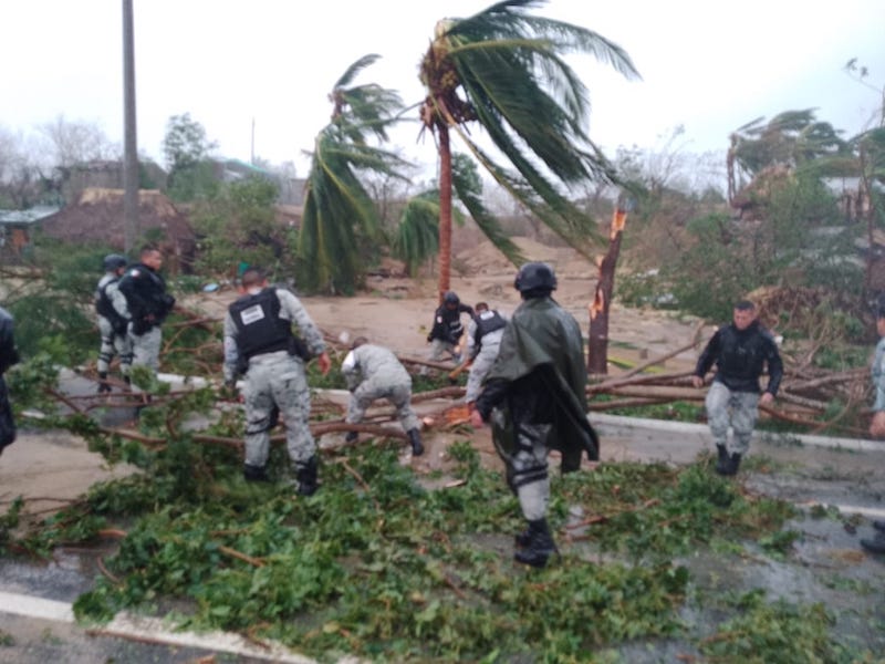 Huracán Ágatha provoca 11 personas muertas en Oaxaca.