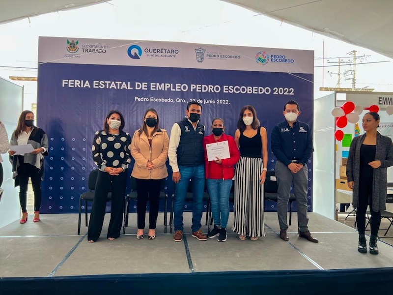 Llevan a cabo Feria Estatal del Empleo 2022 en Pedro Escobedo.