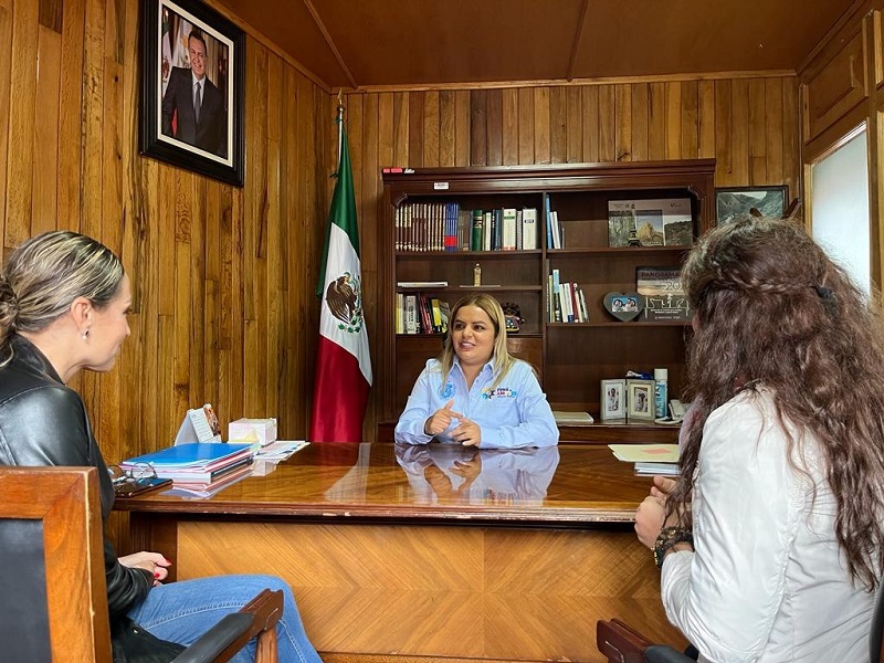 Pinal de Amoles y UTC preparan firma de convenio para ayudar a jóvenes en estudios universitarios.