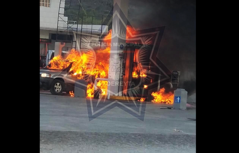 Se registra incendio gasolinera en Cadereyta de Montes; 1 mujer lesionada