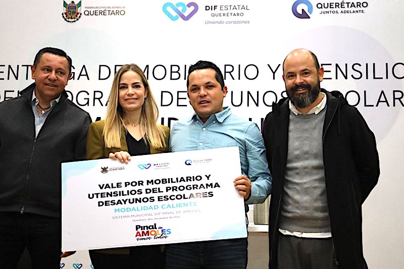 Recibe DIF Pinal de Amoles mobiliario y utensilios para cocinas escolares