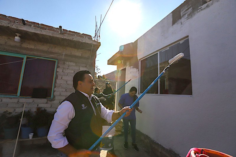 Encabeza Luis Nava jornada solidaria para mejorar viviendas en la Capital queretana-