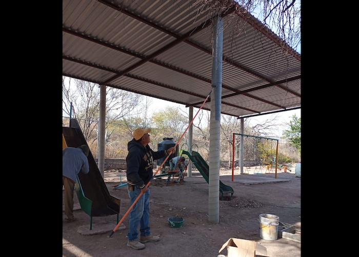 Rehabilitan espacios públicos y en preescolares de Peñamiller