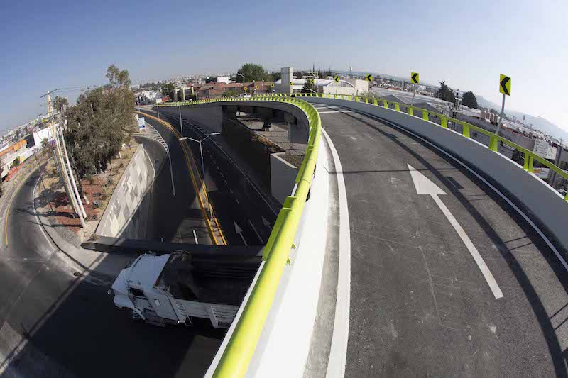 Abren a la circulación el nuevo Puente de Sombrerete en la Capital de Querétaro; invierten casi 119 mdp