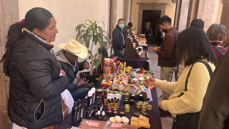 SECULT Querétaro realiza el 1er Bazar Artesanal Ar Tai 2023