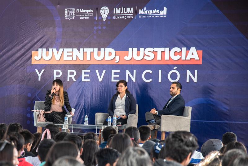 Difunden Ley Olimpia y Justicia Penal a jóvenes de El Marqués