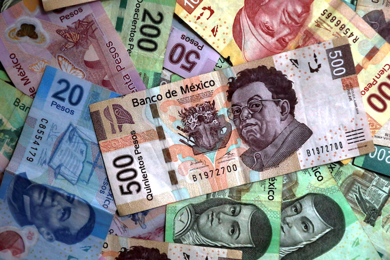 Especialistas de la UNAM sugieren cautela ante el súper peso
