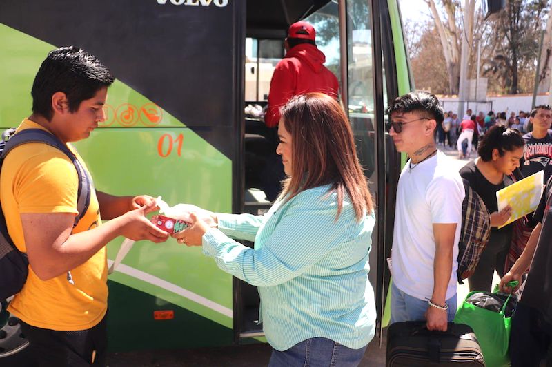 Gestiona Lupita Alcántara empleo por contrato en EU para tolimanenses