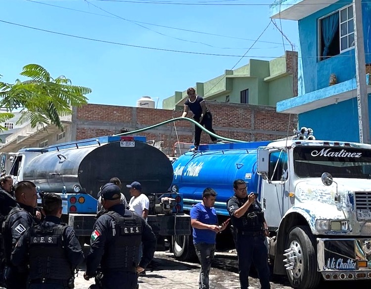 "Huachicoleo de agua" en La Negreta, Corregidora; CEA inmoviliza 6 tomas clandestinas.