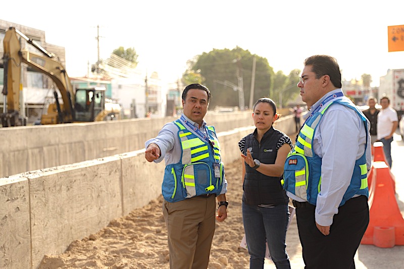 Querétaro Capital: Dan mantenimiento a infraestructura pluvial para prevenir inundaciones.