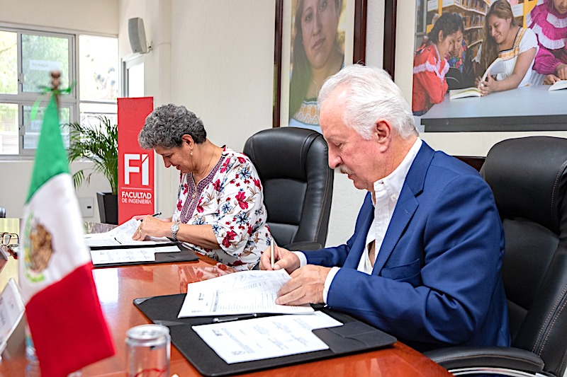 El Marqués y la UAQ firman convenio para rehabiltar gimnasio-auditorio del campus Amazcala.