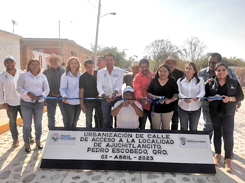 Inaugura Amarildo Bárcenas camino de acceso a la Comunidad de Ajuchitlancito; se invierten 6 mdp.