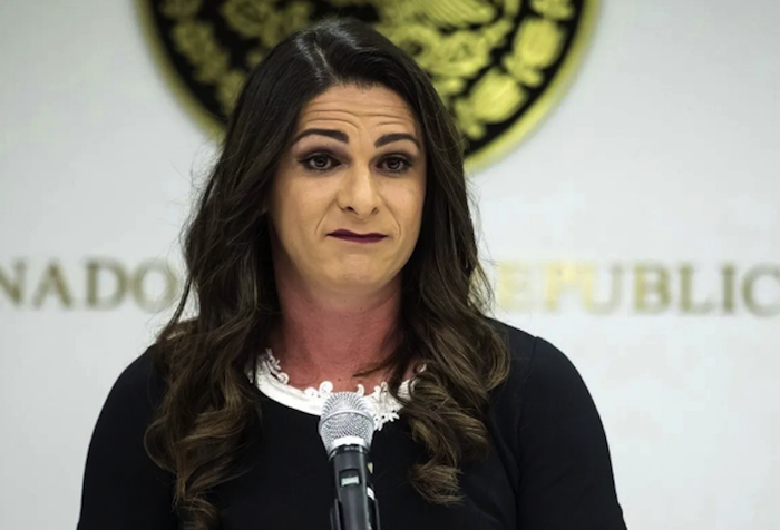 Ana Gabriela Guevara arremete contra las nadadoras; que vendan calzones y tupperware, asegura