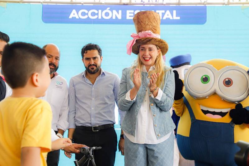 Más de 5 mil niñas y niños participan en Festival de la alegría en la Capital de Querétaro.