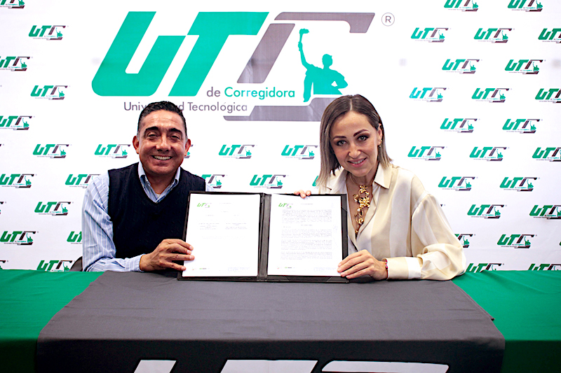 UTC y Operadores Turísticos de Puerto Escondido, Oaxaca firman convenio.