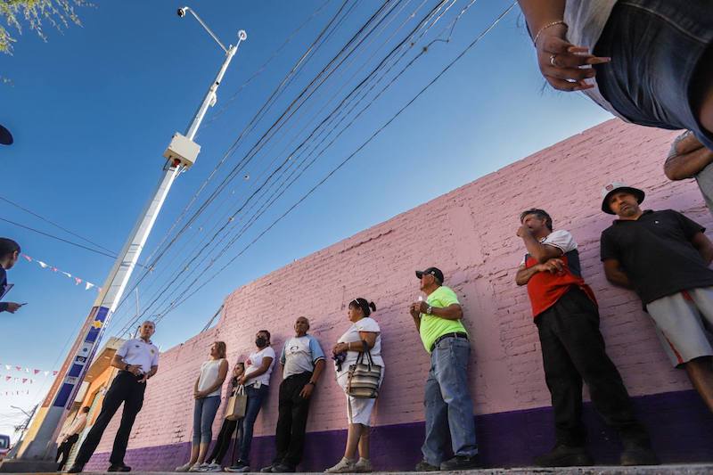 Continúa instalación de botones de asistencia ciudadana en Querétaro Capital.