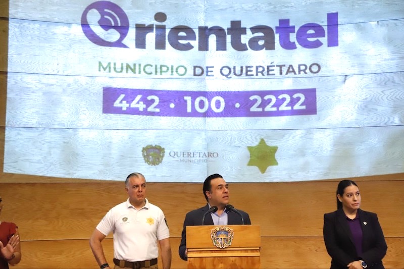 Presentan la nueva línea telefónica OrientaTel en Querétaro Capital.