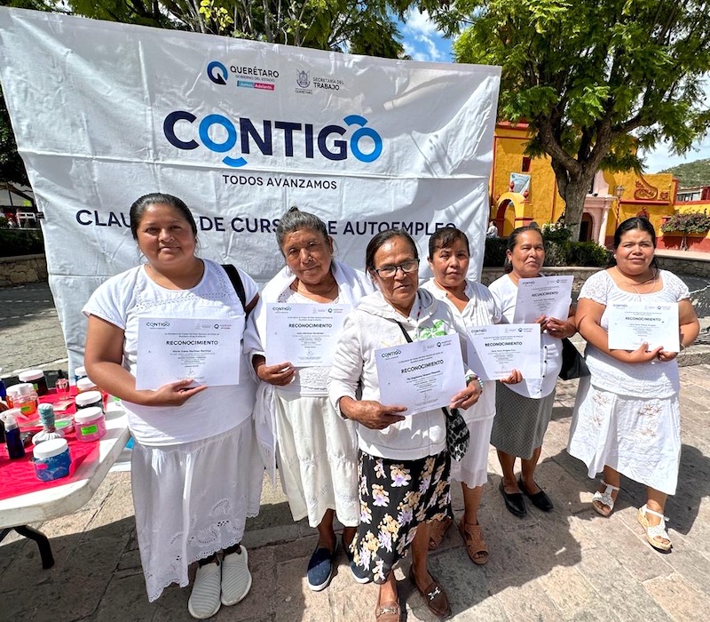 21 mujeres de Bernal son capacitadas en medicina tradicional y herbolaria.