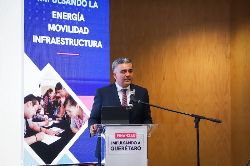 CitiBanamex y Santander otorgarán crédito a Querétaro por 3 mil 300 millones de pesos.