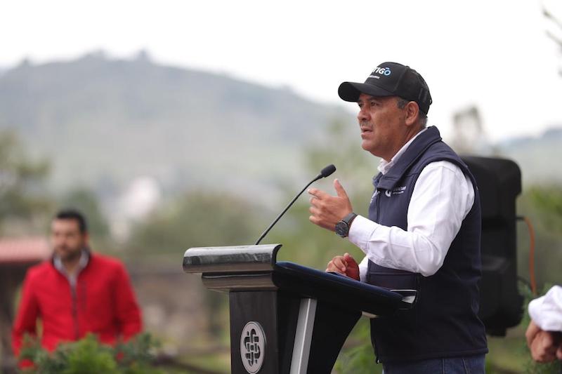 Continúa el plan de reforestación del Parque Natural la Beata en Amealco.