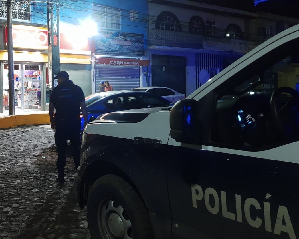 Matan a dos policías municipales de Querétaro.