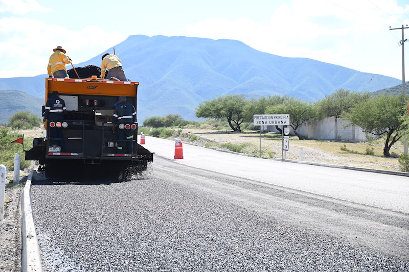 Se incrementa la red de carreteras en Querétaro.