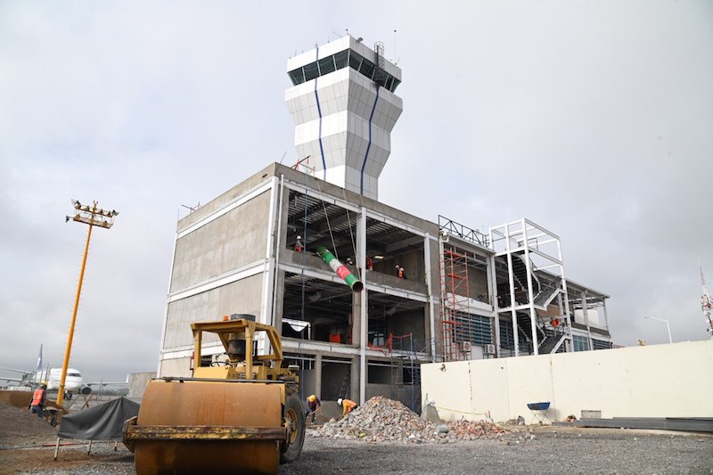 Invierten 44 mdp en modernización y ampliación del Aeropuerto de Querétaro.
