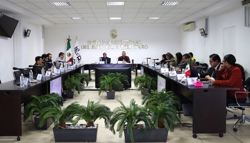 Aprueban en Querétaro el Sistema "Candidatas y Candidatos Conóceles" para proceso electoral 2023-2024.