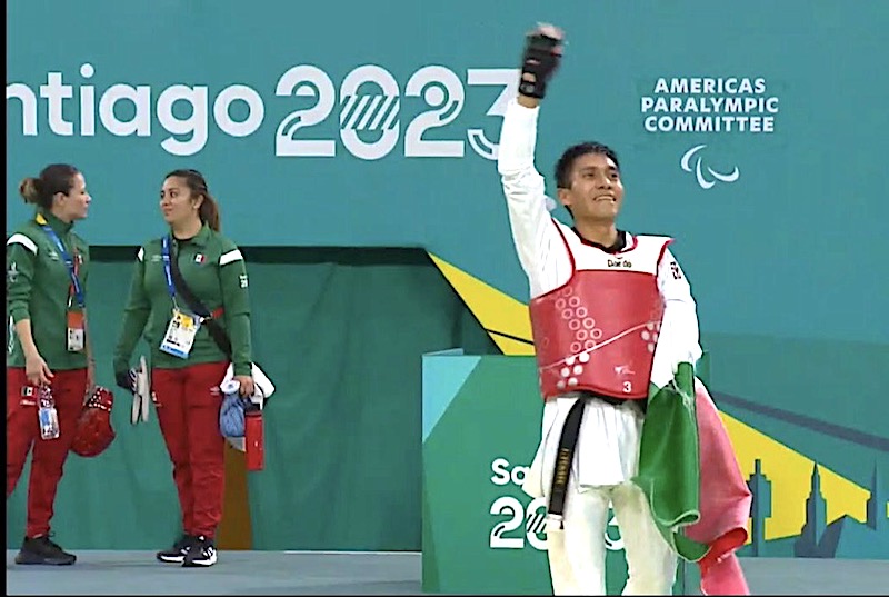 Atleta queretano de parataekwondo gana medalla de oro en Parapanamericanos Santiago 2023.