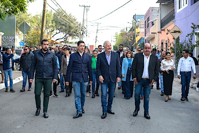 El Marqués conmemora 113 aniversario de la Revolución con desfile cívico.