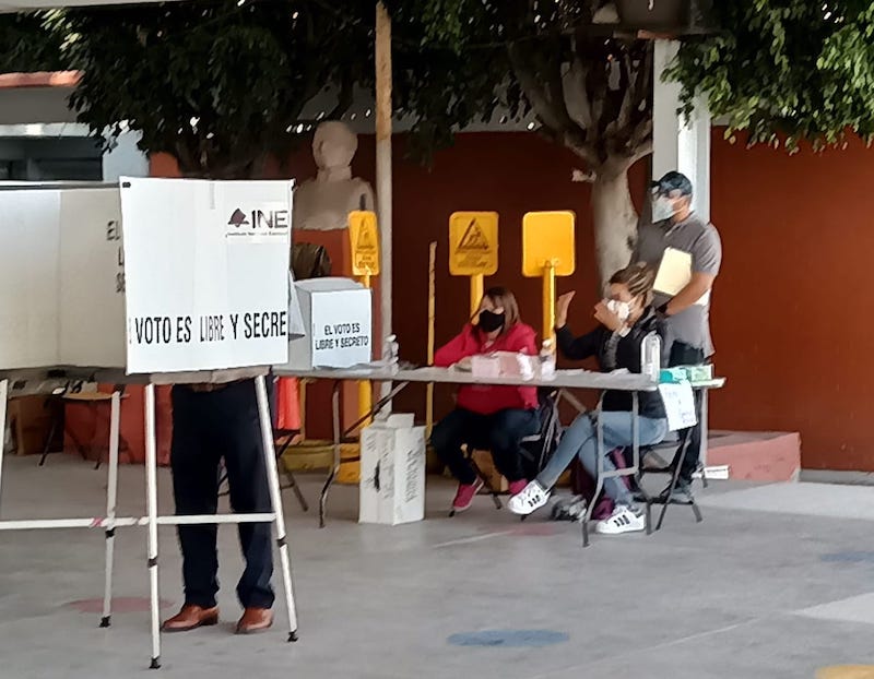 Elecciones 2024; Firman convenio para instalar casillas únicas en escuelas de Querétaro