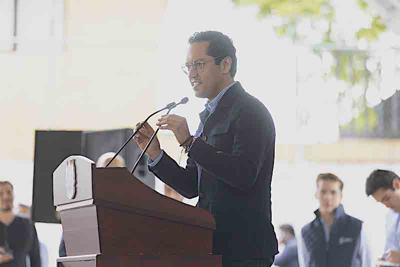 Josué Guerrero entrega infraestructura educativa en Corregidora.