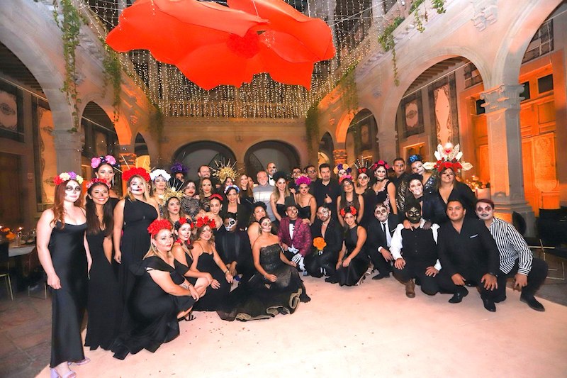 Organizadoras de bodas se reúnen en Querétaro.