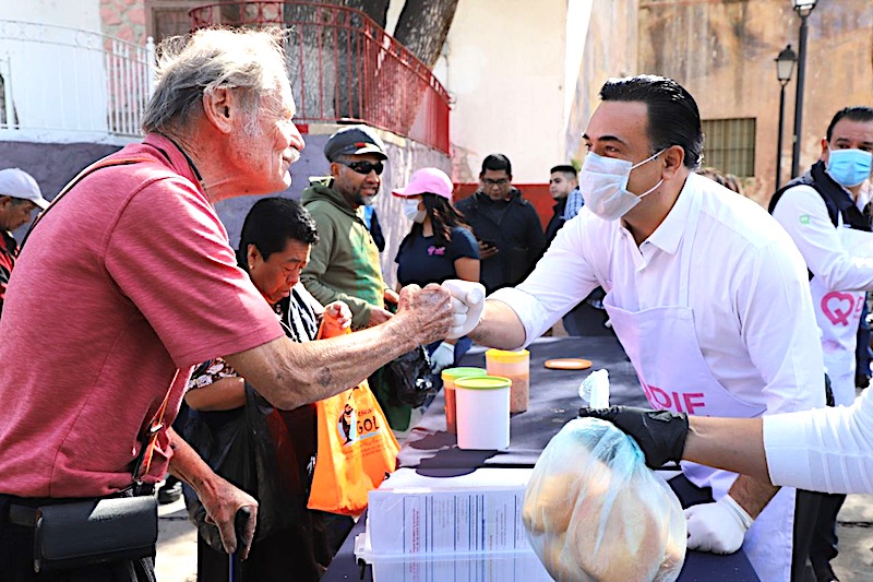 Comedor Contigo beneficia a 13,000 familias de la capital queretana.