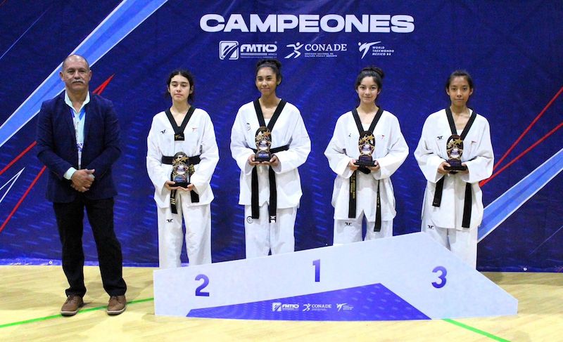 Cosechan Taekwondoínes 21 medallas para Querétaro.