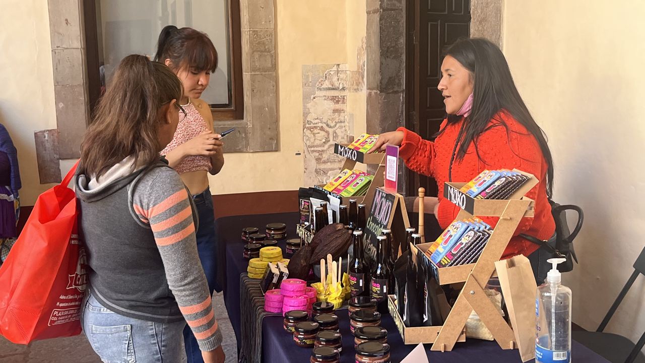 Se realizará sexto Bazar Artesanal Ar Tai 2023 en Querétaro.