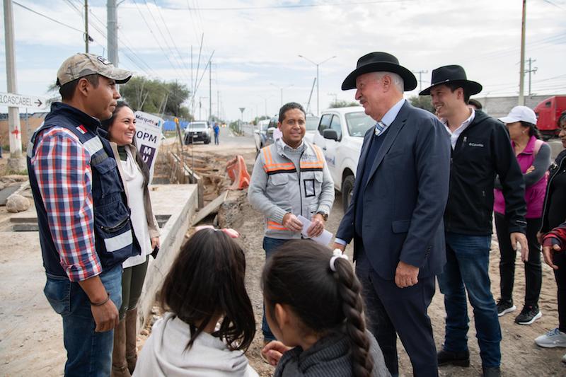 Supervisa Enrique Vega Carriles obras en Amazcala y Coyotillos