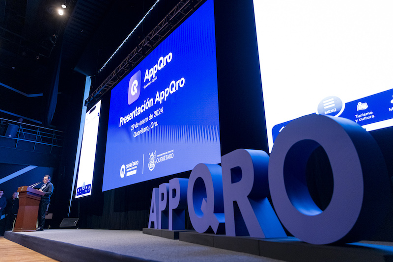 Presenta el Gobernador Mauricio Kuri la Aplicación AppQro.