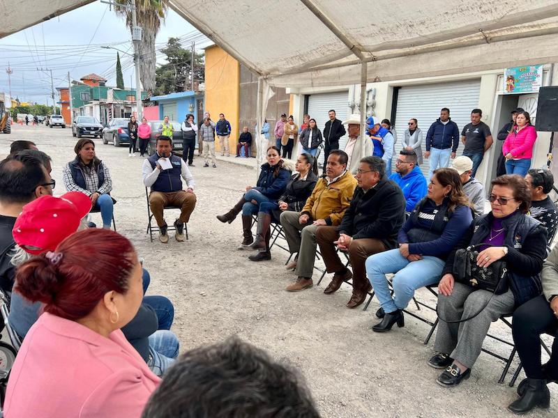 Invierten 8 mdp para pavimentar Prol. Cuauhtémoc en Pedro Escobedo