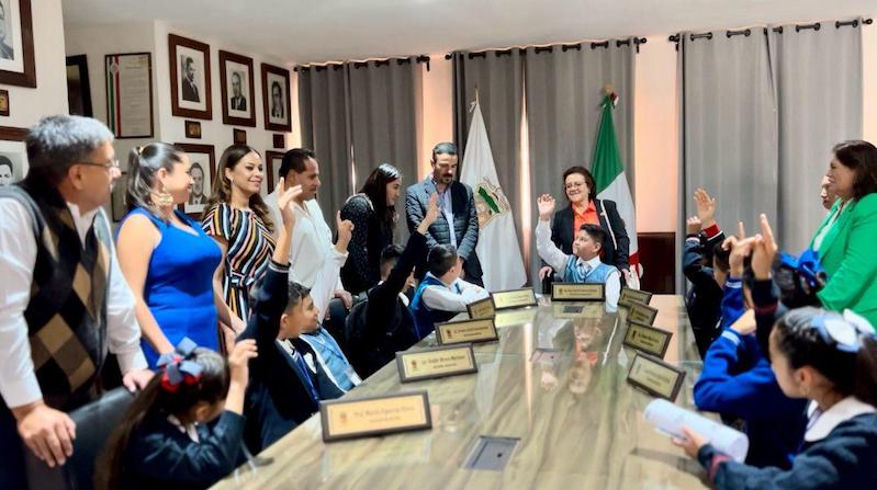 Participan niñas, niños y adolescentes en ejercicio de Gobierno en Pedro Escobedo 2024