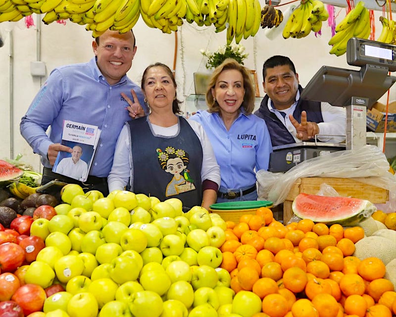 Lupita Murguía presenta propuestas para impulsar sector económico y negocios familiares en SJR.